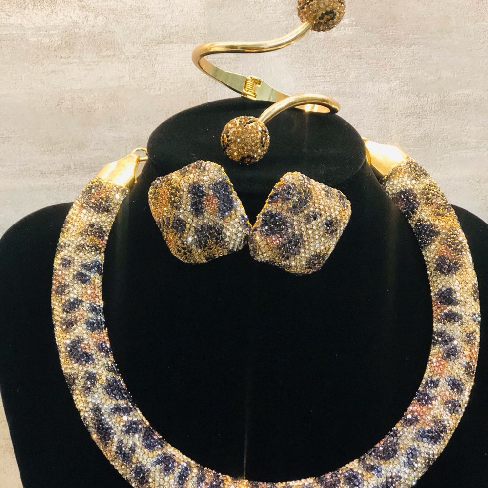 Leopard Print Bling Gold and Black Jewelry Set - Picture 2 of 14